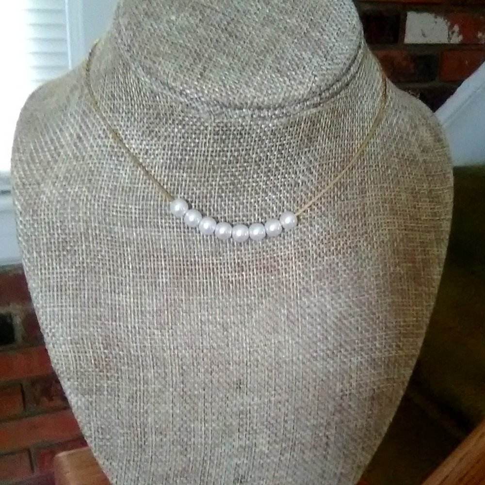 8 Pearls on a Chain